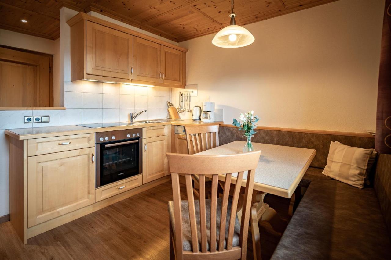 Apartmenthaus Gutwenger Innervillgraten Bagian luar foto