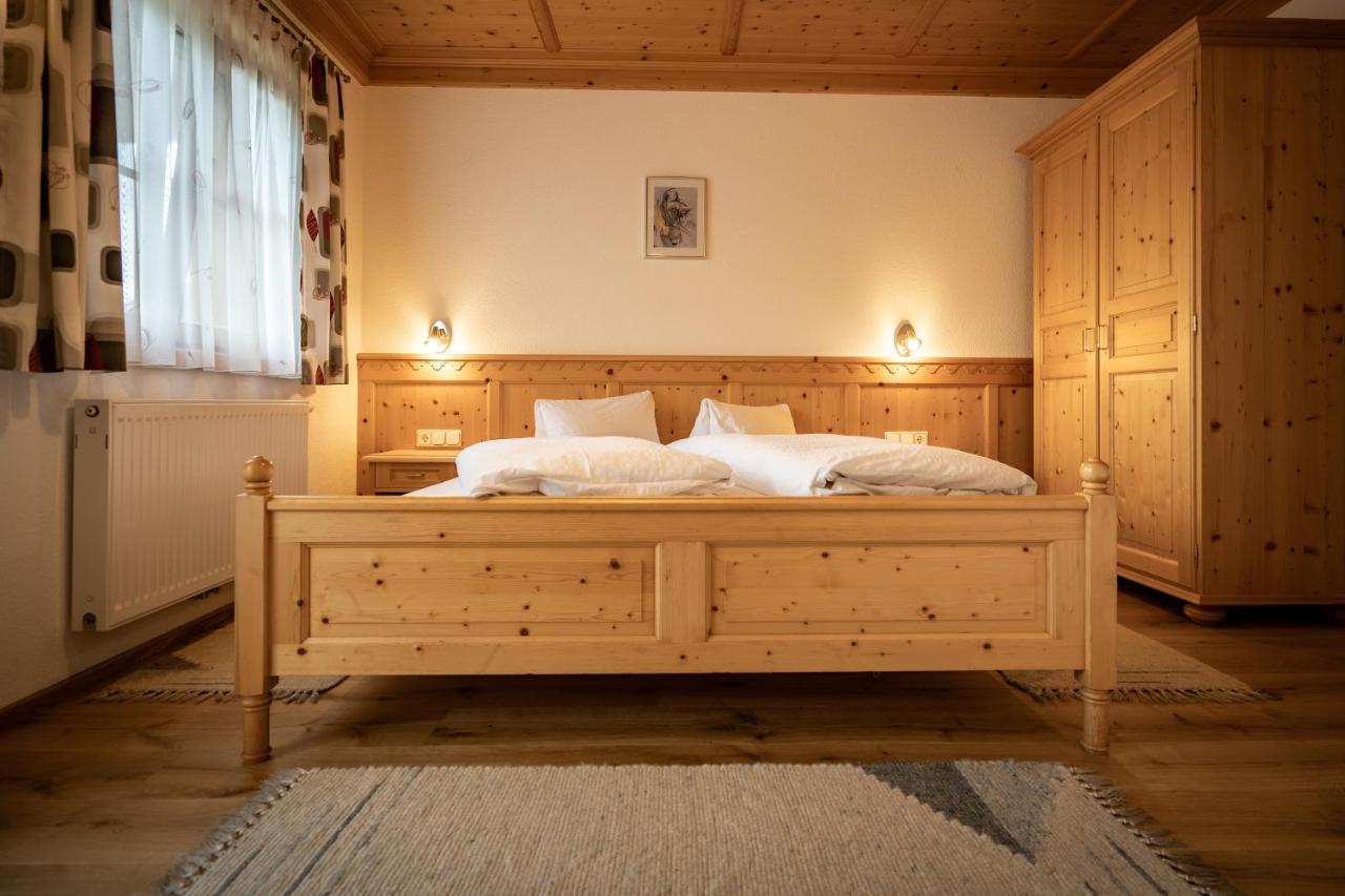 Apartmenthaus Gutwenger Innervillgraten Bagian luar foto