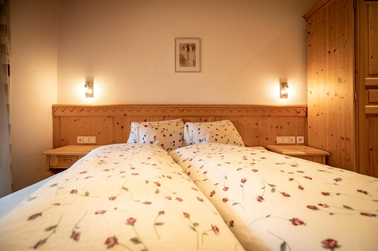 Apartmenthaus Gutwenger Innervillgraten Bagian luar foto