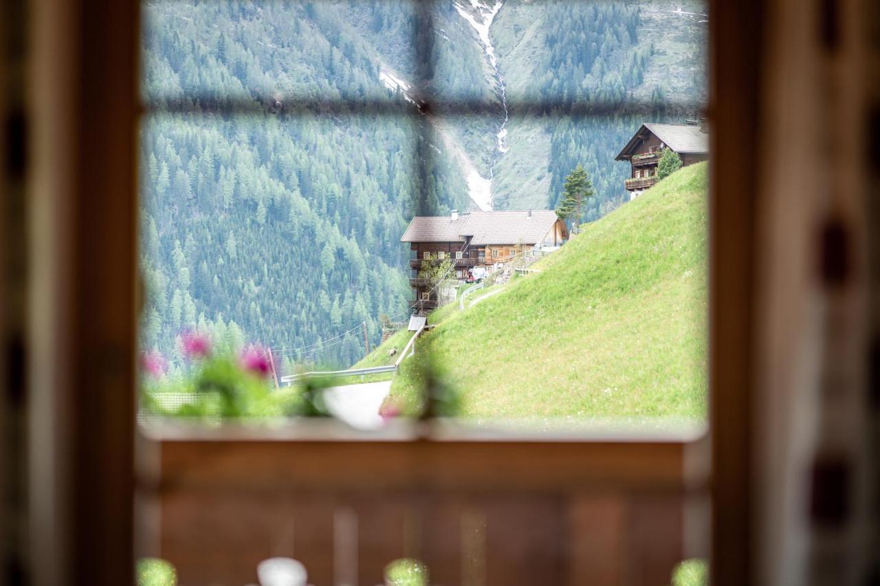 Apartmenthaus Gutwenger Innervillgraten Bagian luar foto