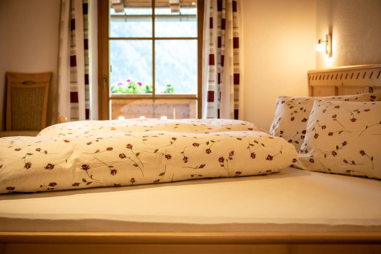 Apartmenthaus Gutwenger Innervillgraten Bagian luar foto