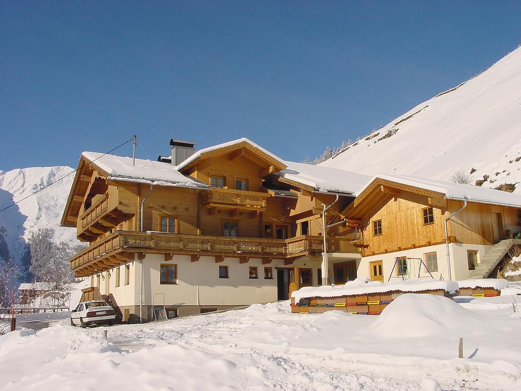Apartmenthaus Gutwenger Innervillgraten Bagian luar foto